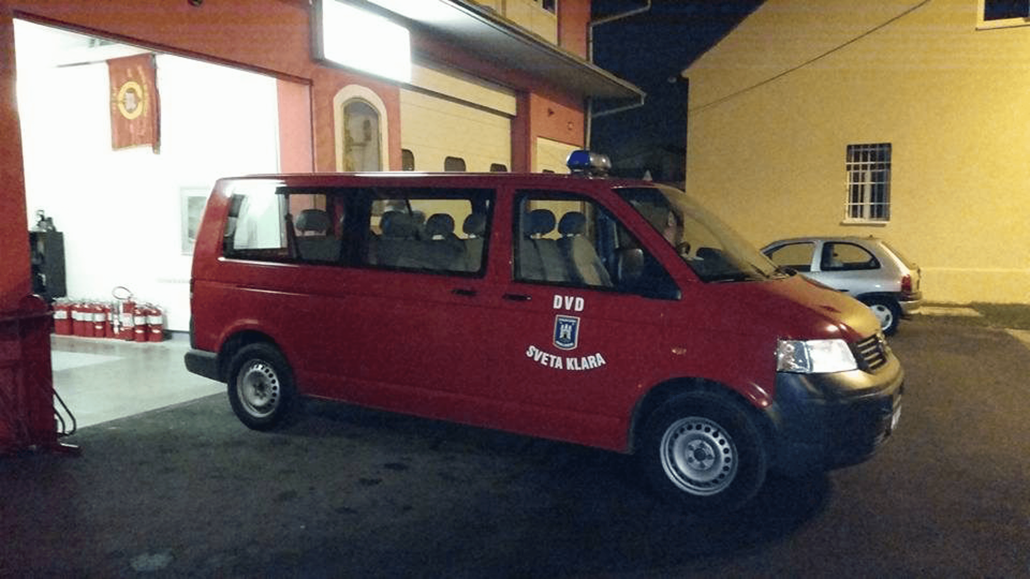 dvd-sveta-klara-kombi-vozilo dvd-sveta-klara-kombi-vozilo
